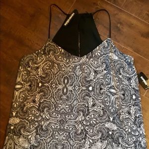 Reversible flowey summer tank